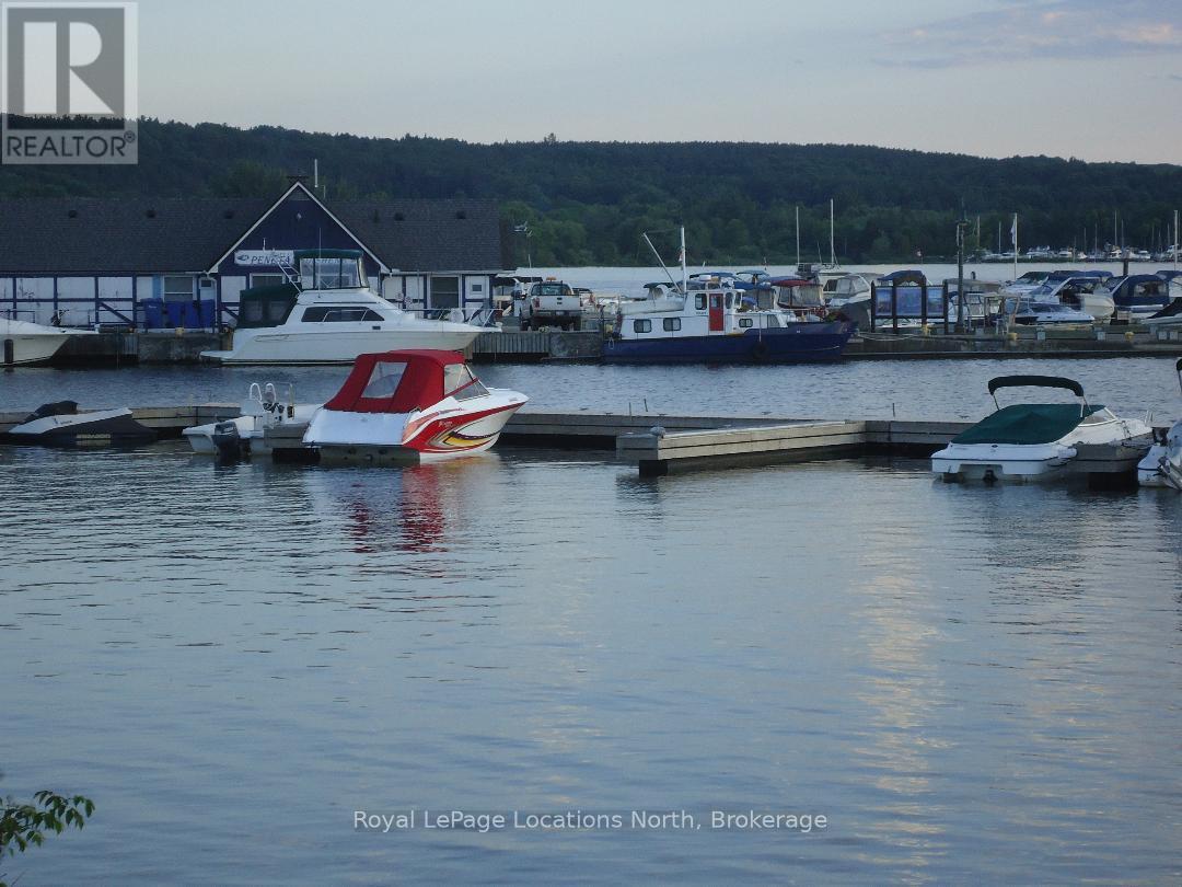 6 - 4 Beck Boulevard, Penetanguishene, Ontario  L9M 2H3 - Photo 34 - S11923138