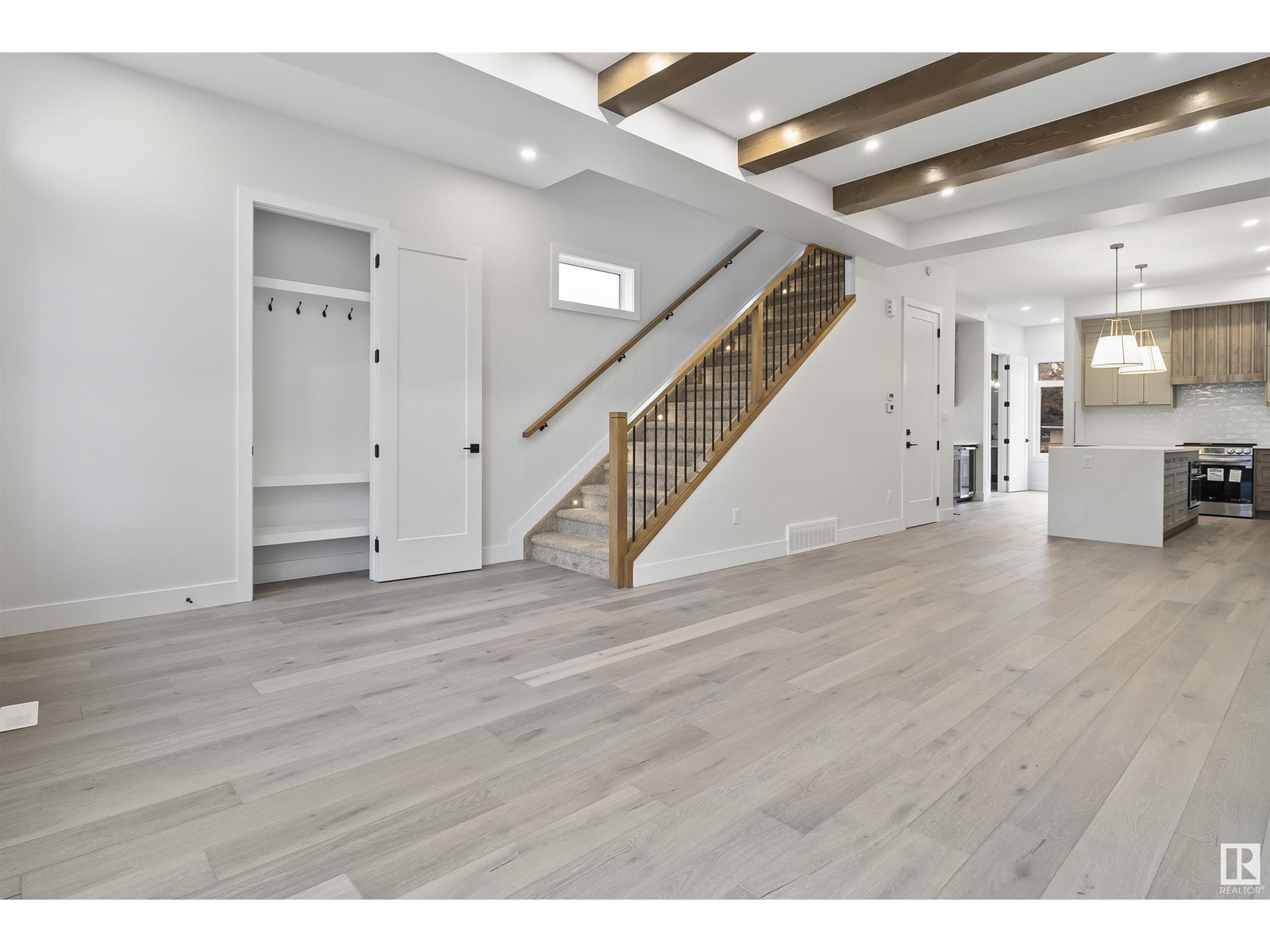 7940 89 Ave Nw Nw, Edmonton, Alberta  T6C 1N5 - Photo 4 - E4425384