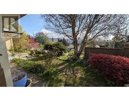 5589 MEDUSA PLACE, Sechelt, British Columbia