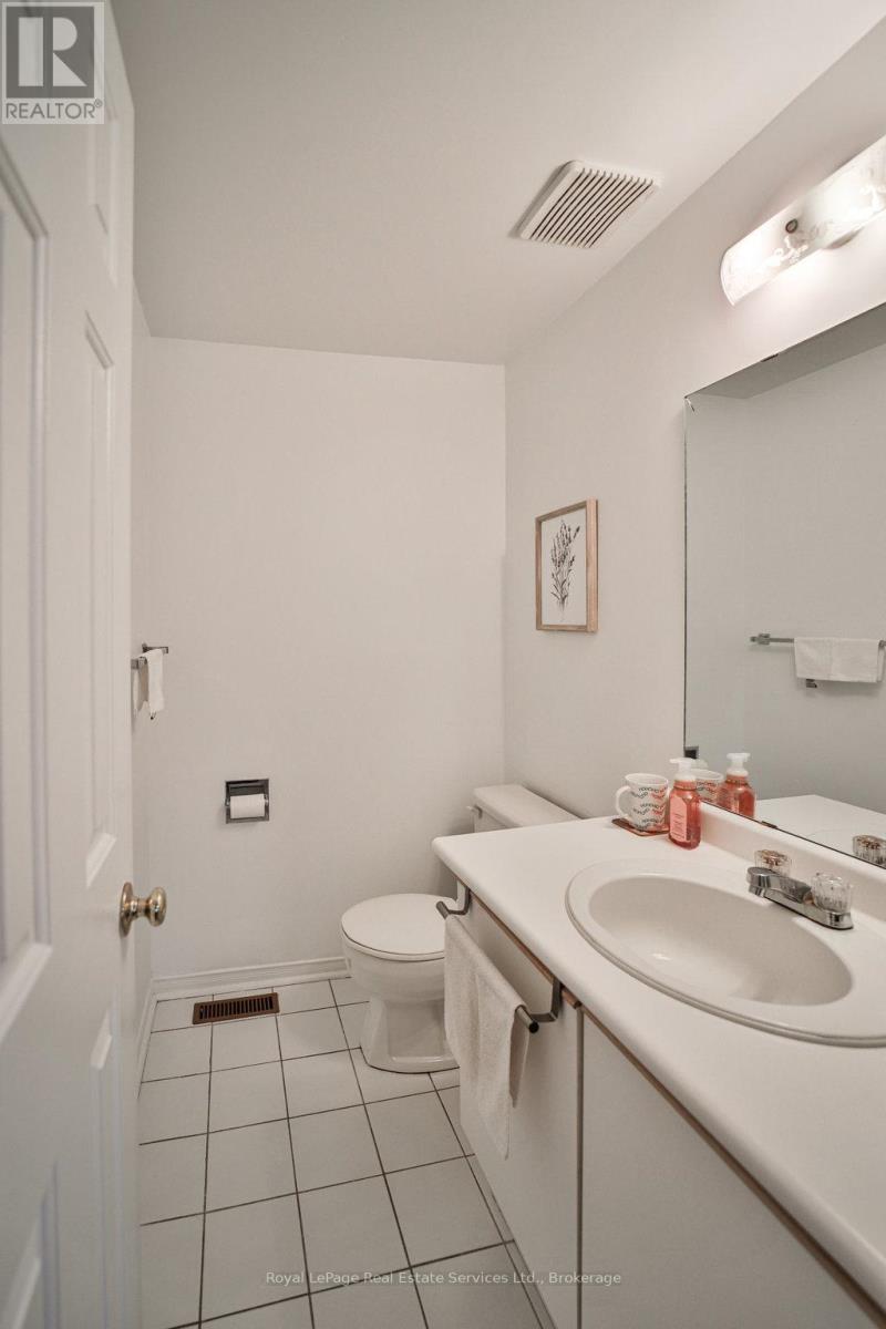 1387 Stonecutter Drive, Oakville (Ga Glen Abbey), Ontario  L6M 3C3 - Photo 24 - W12093687