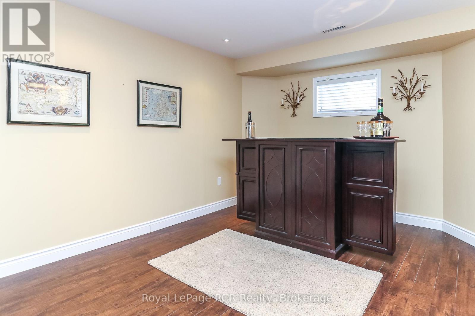 71 Fairway Crescent, Wasaga Beach, Ontario  L9Z 1B8 - Photo 23 - S12093719