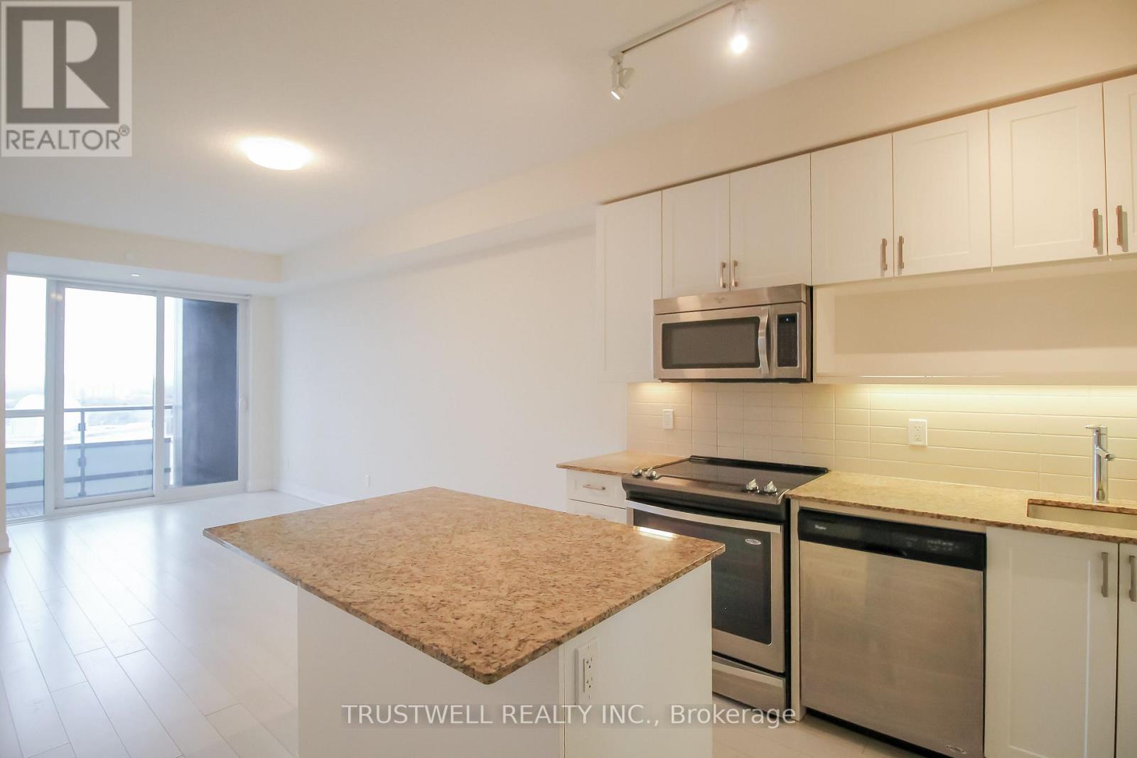1904 - 18 Graydon Hall Drive, Toronto, Ontario  M3A 0A4 - Photo 4 - C12093727