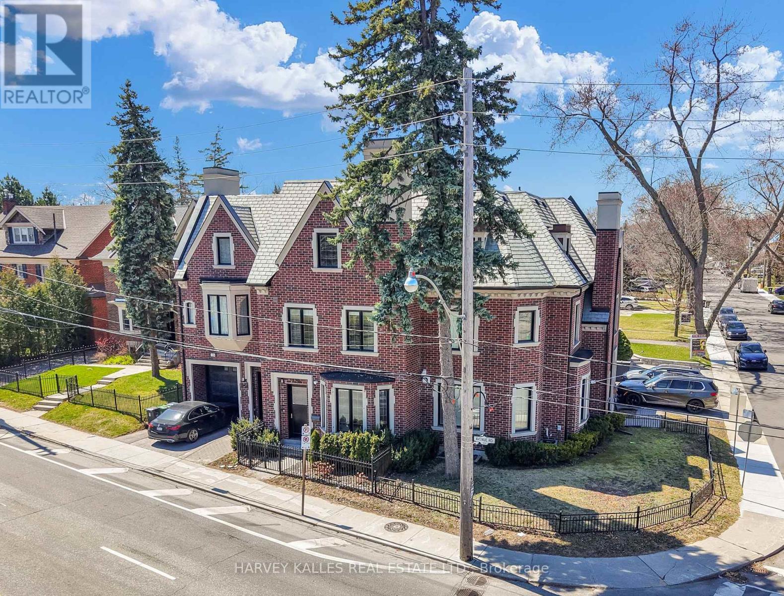 Property at 1256 AVENUE ROAD image 1