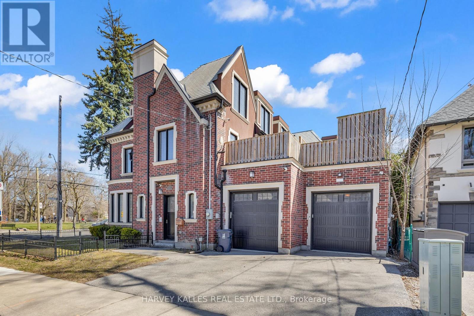 Property at 1256 AVENUE ROAD image 2