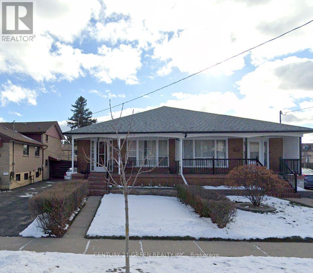 LOWER - 238 VAUXHALL DRIVE, Toronto, Ontario