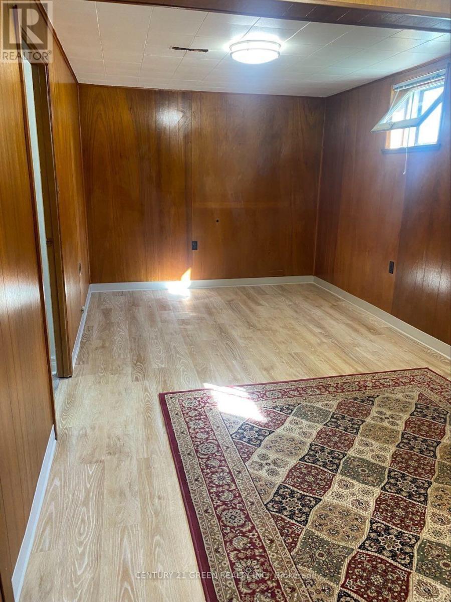 Lower - 238 Vauxhall Drive, Toronto, Ontario  M1P 1R7 - Photo 4 - E12093755