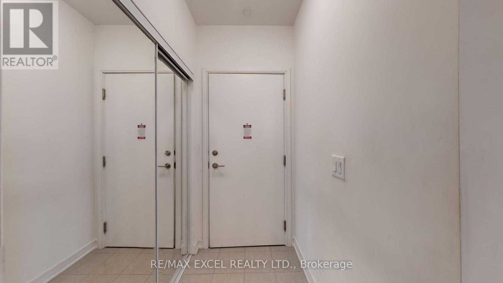 805 - 9191 Yonge Street, Richmond Hill, Ontario  L4C 1E2 - Photo 22 - N12093695