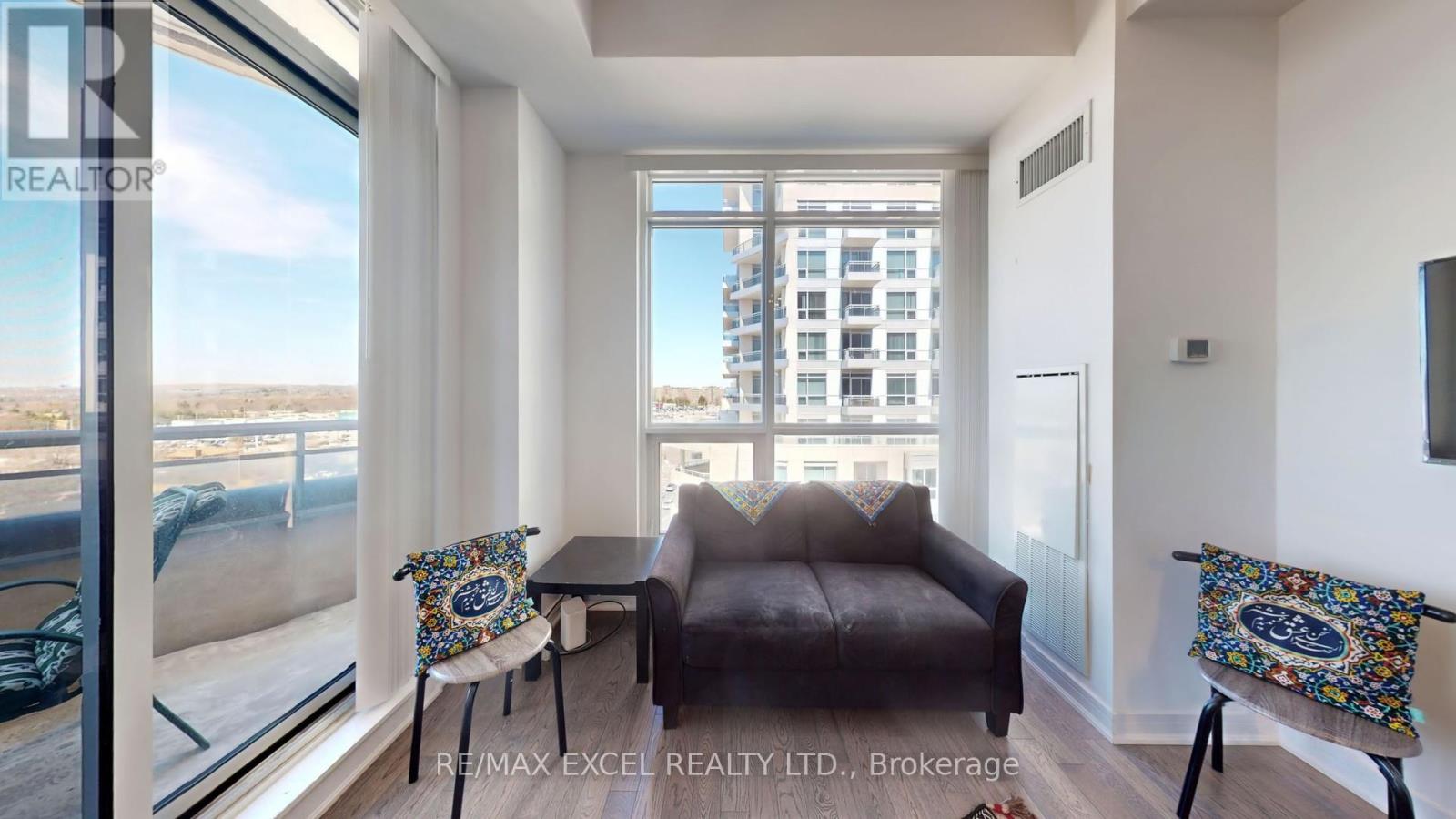 805 - 9191 Yonge Street, Richmond Hill, Ontario  L4C 1E2 - Photo 4 - N12093695