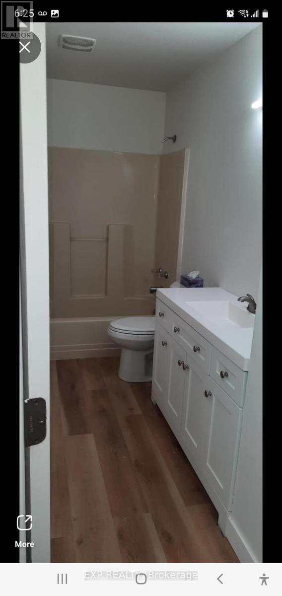 Upper Level - 11 Keith Street, Orillia, Ontario  L3V 7V6 - Photo 3 - S12093705