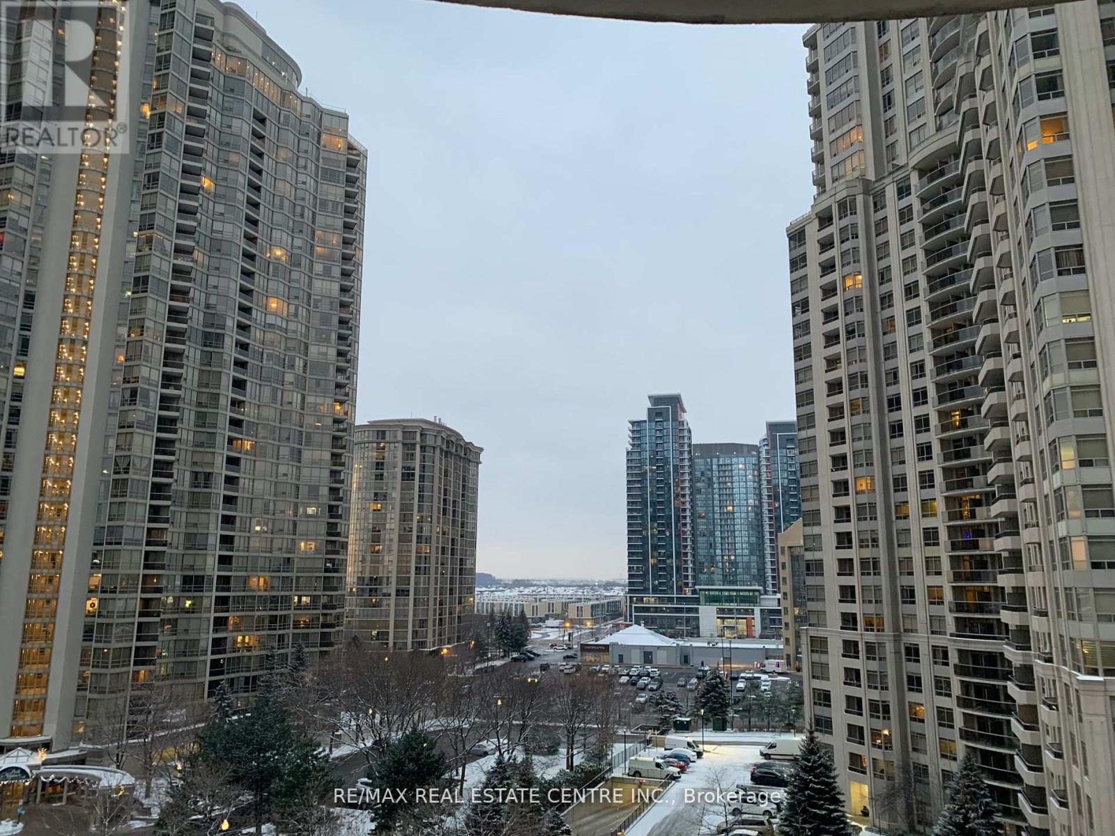 821 - 25 Kingsbridge Garden Circle, Mississauga, Ontario  L5R 4B1 - Photo 1 - W12093683