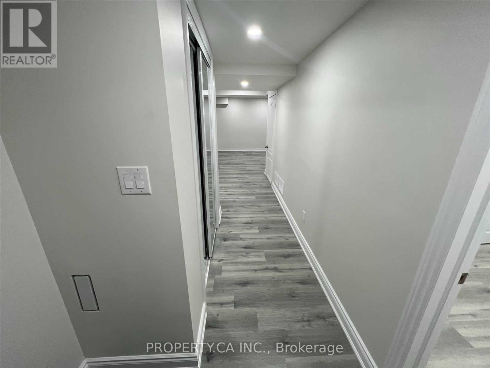 Lower - 18 Driscoll Drive, Brampton, Ontario  L6Y 3J1 - Photo 3 - W12093737