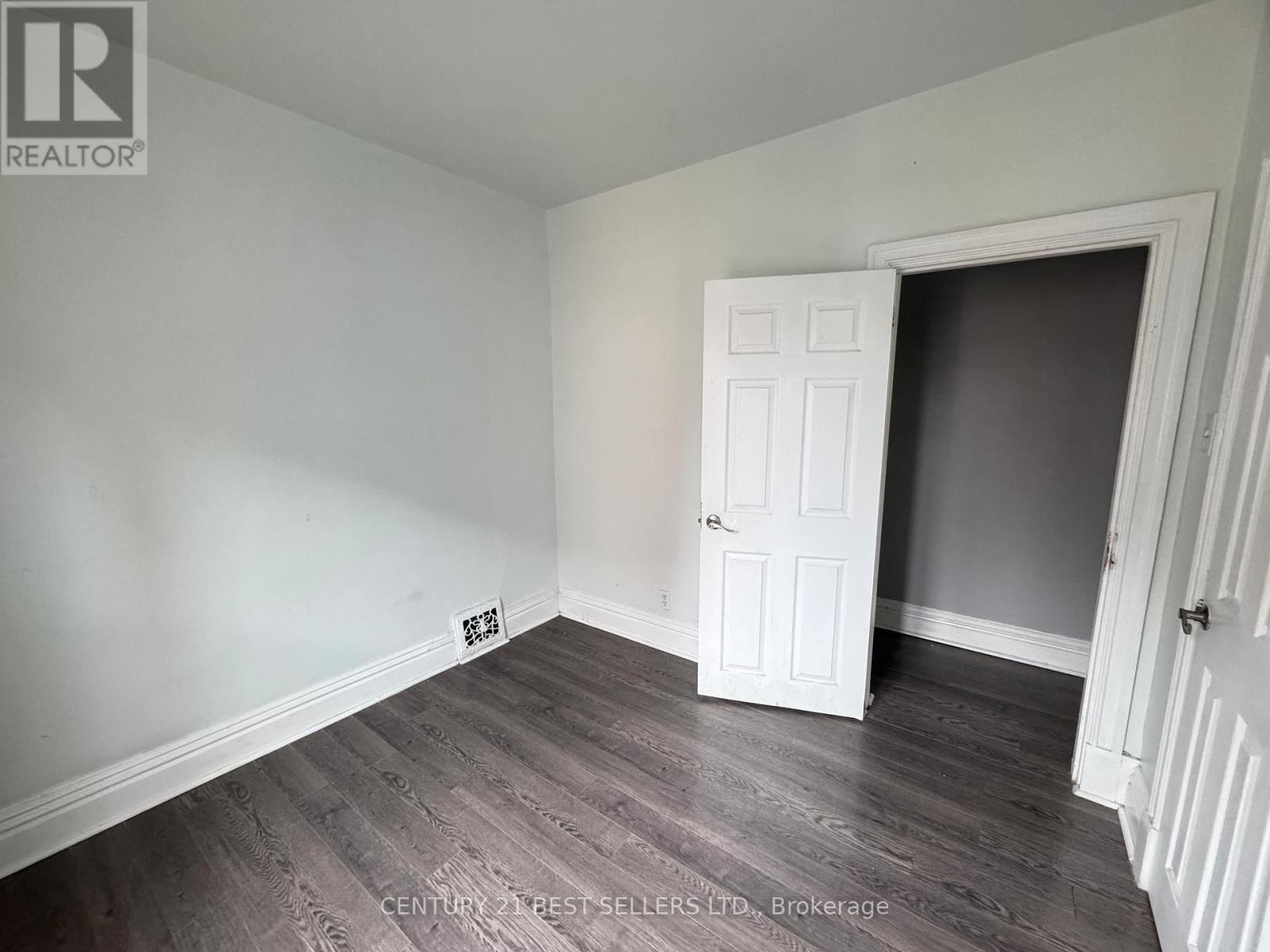 12 Arthur Avenue N, Hamilton, Ontario  L8L 6C5 - Photo 19 - X12093685