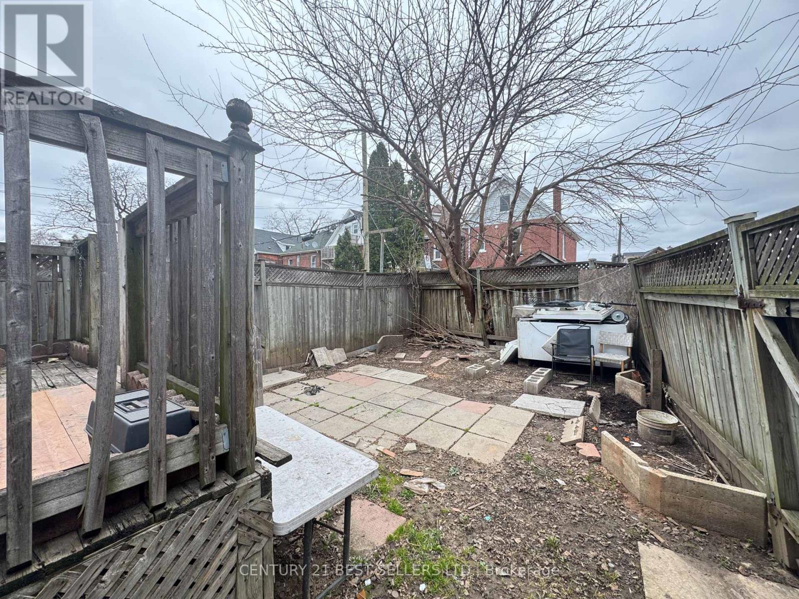 12 Arthur Avenue N, Hamilton, Ontario  L8L 6C5 - Photo 33 - X12093685
