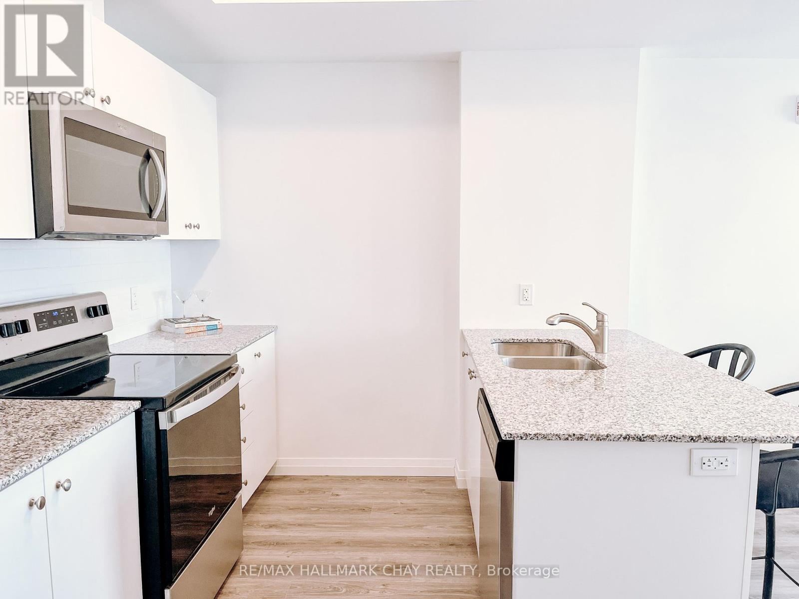 2401 - 108 Garment Street, Kitchener, Ontario  N2G 0E2 - Photo 3 - X12093688