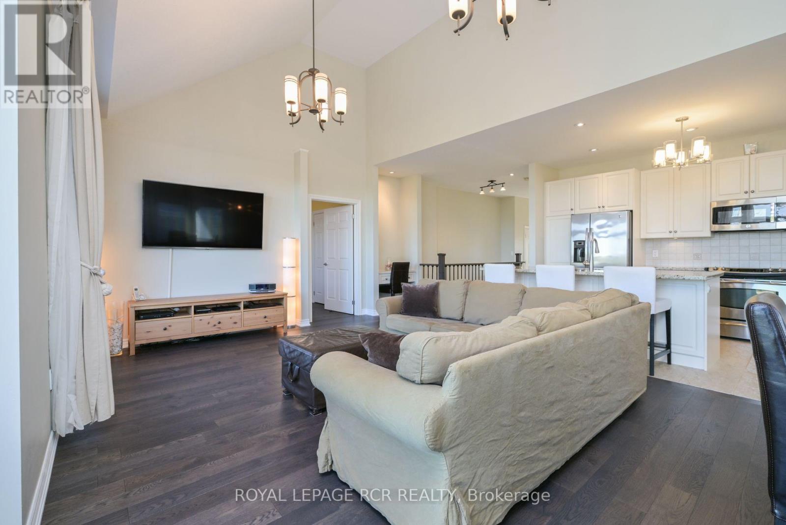 47 - 200 Kingfisher Drive, Mono, Ontario  L9W 0B3 - Photo 12 - X12093722