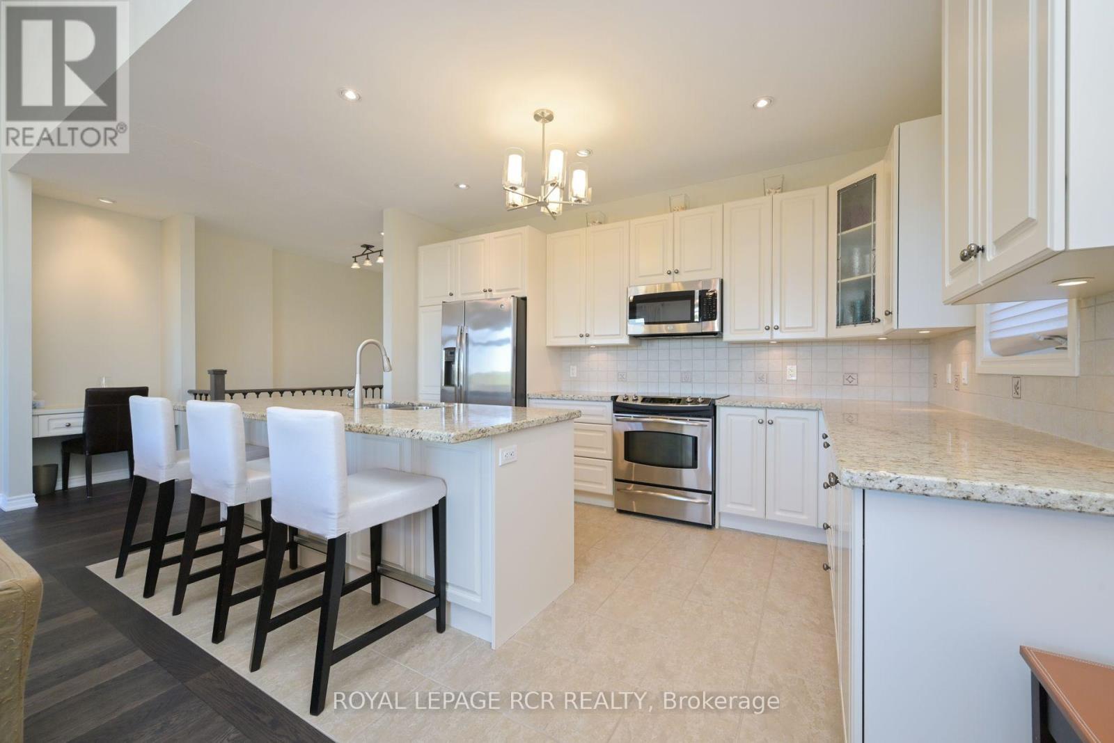 47 - 200 Kingfisher Drive, Mono, Ontario  L9W 0B3 - Photo 7 - X12093722