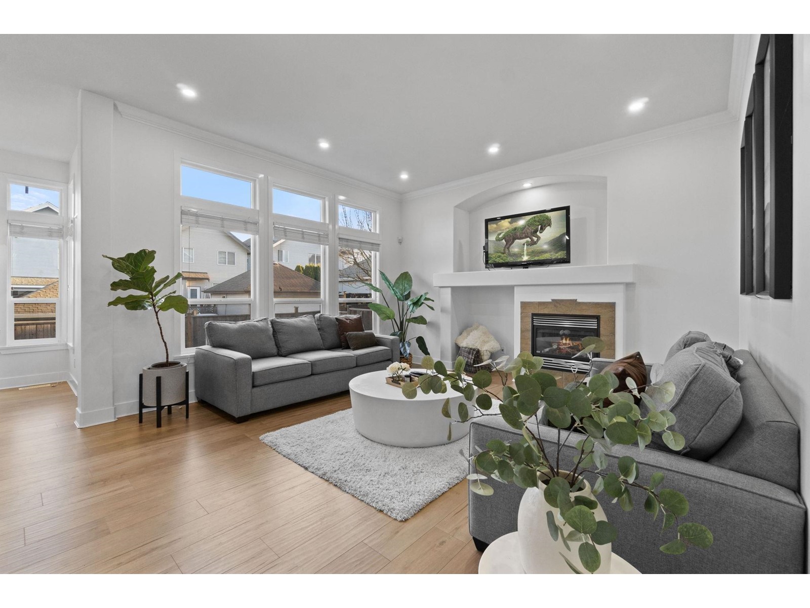 Property at 16476 60A AVENUE image 5