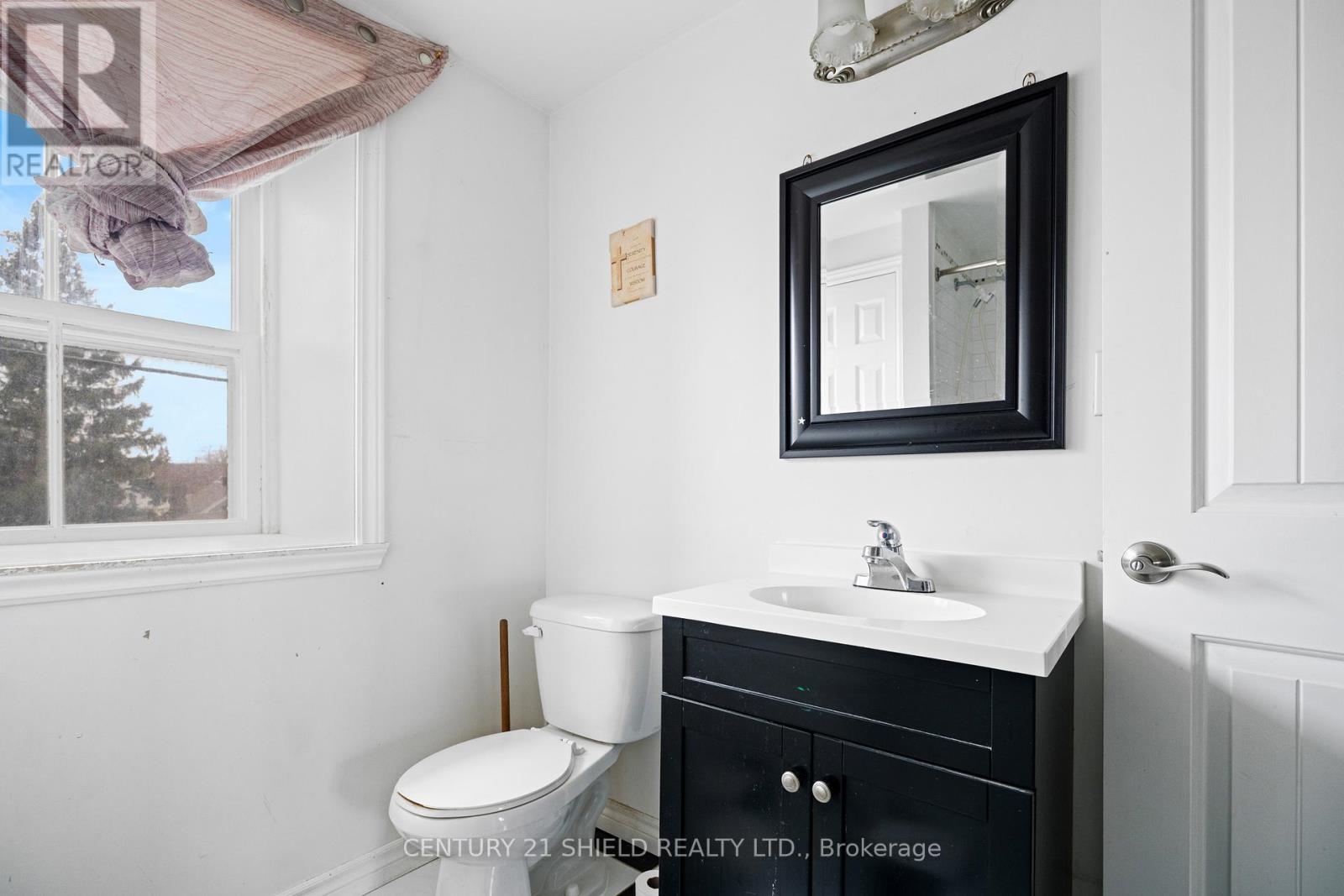 338 Water Street E, Cornwall, Ontario  K6H 1A4 - Photo 17 - X12080250