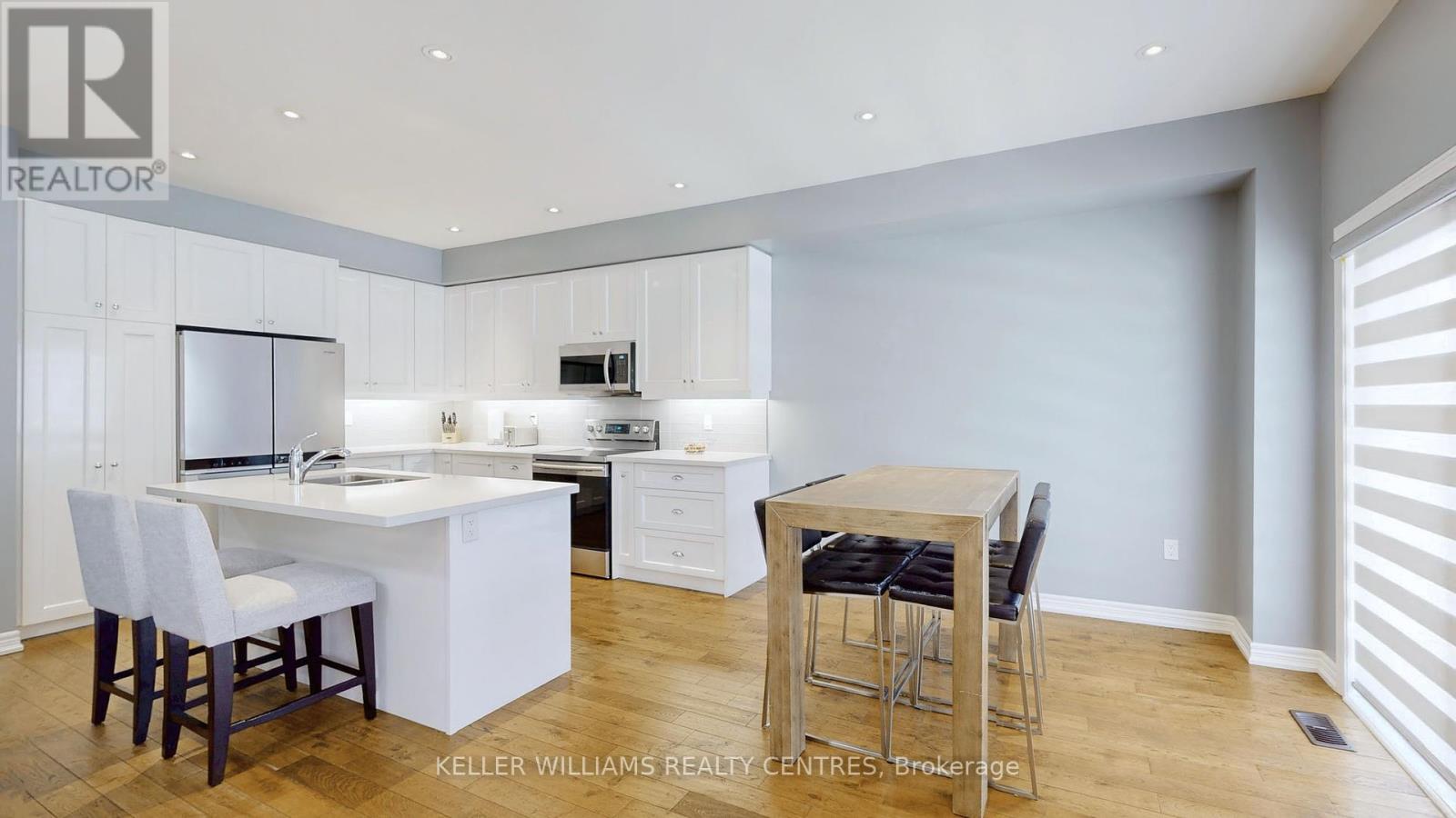 17 Charmuse Lane, East Gwillimbury, Ontario  L9N 1A0 - Photo 11 - N12093747