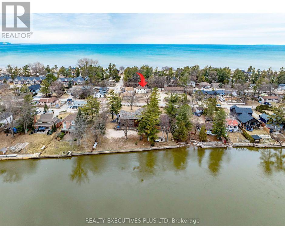 573 Mosley Street, Wasaga Beach, Ontario  L9Z 2J4 - Photo 40 - S12076445