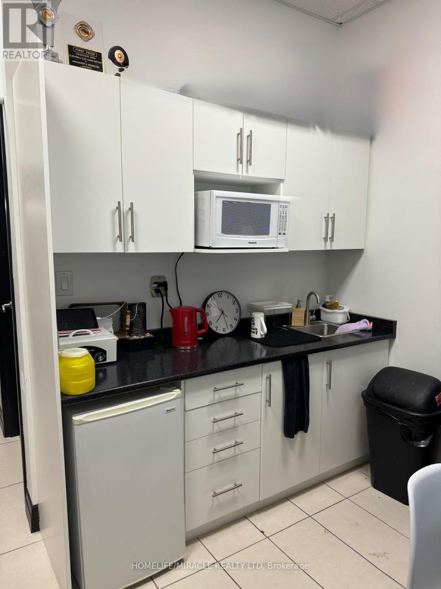 26 - 20 Maritime Ontario Boulevard, Brampton, Ontario  L6S 0E7 - Photo 9 - W12092416
