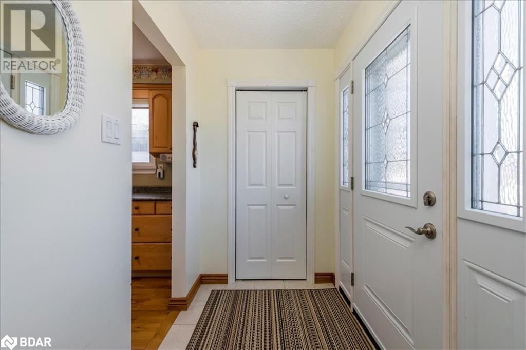 Property at 1001 HOWARD Street image 3