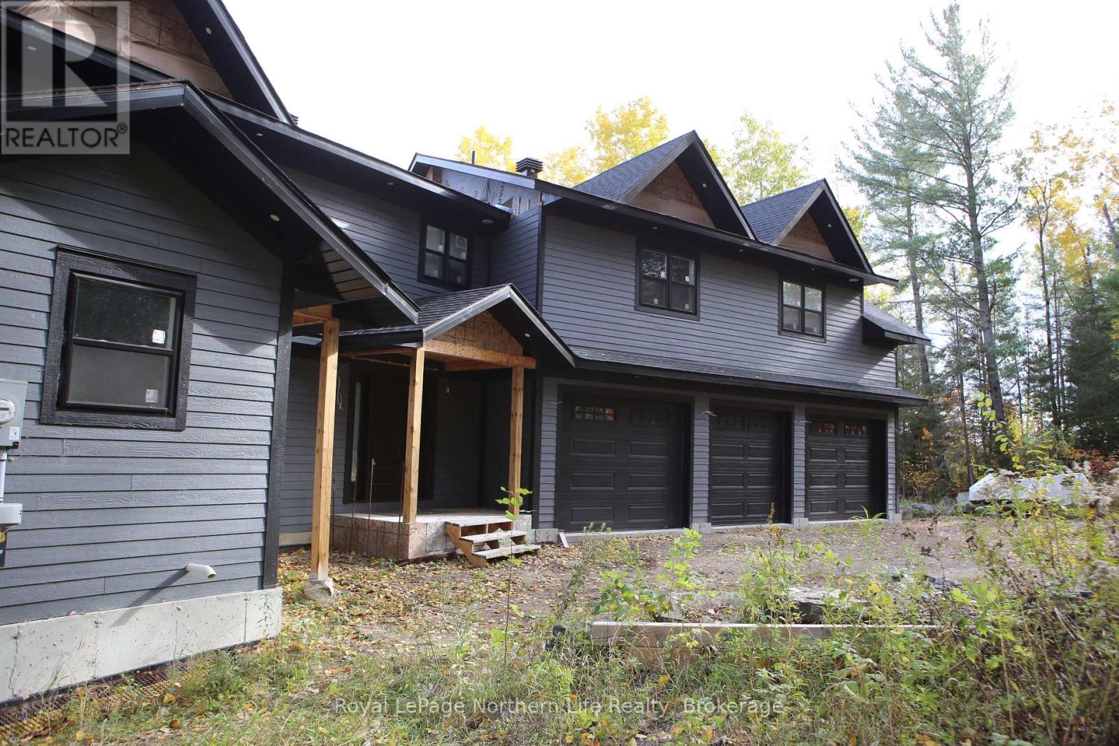429 Fox Run Drive, Temagami, Ontario  P0H 2H0 - Photo 12 - X12093875