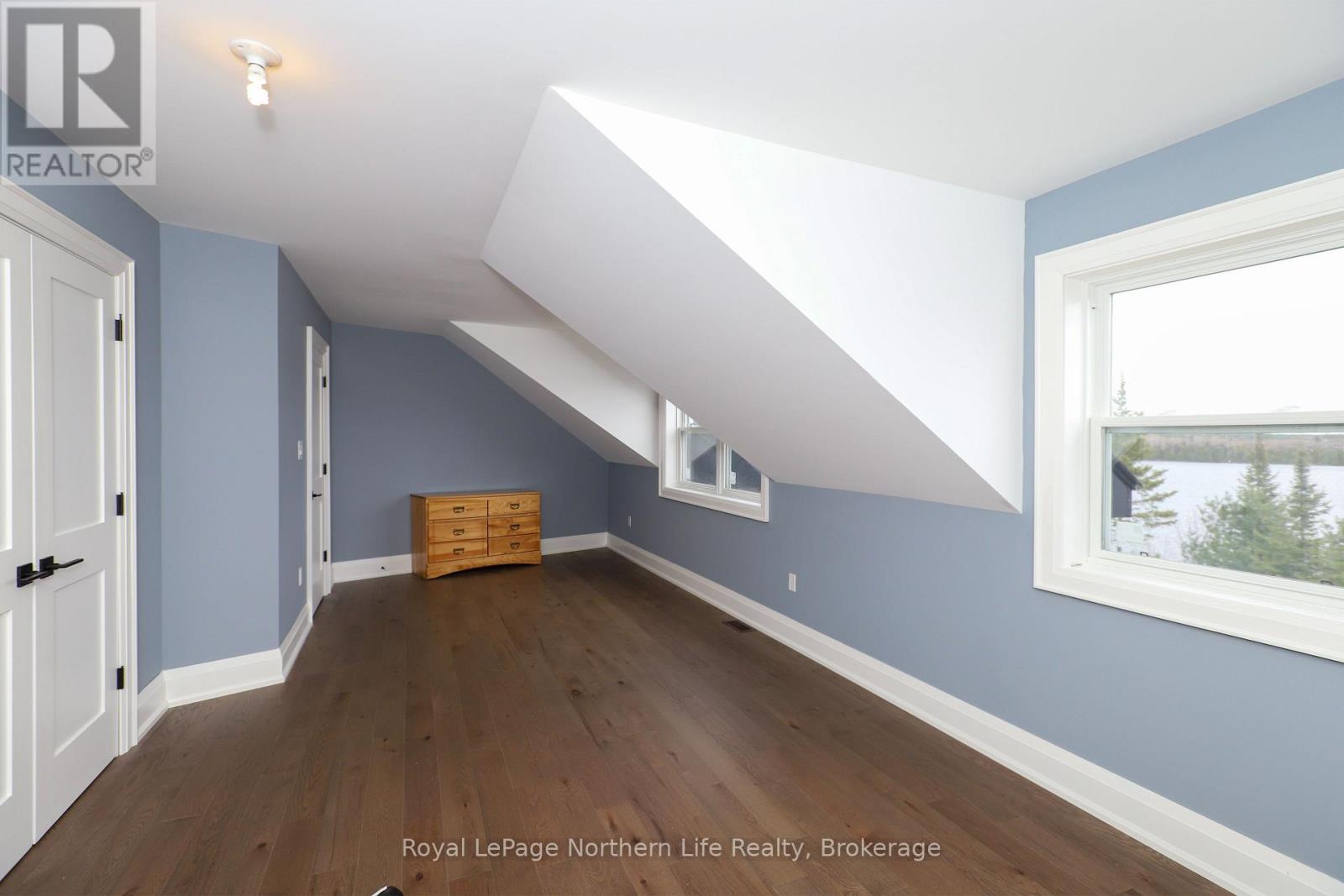 429 Fox Run Drive, Temagami, Ontario  P0H 2H0 - Photo 26 - X12093875