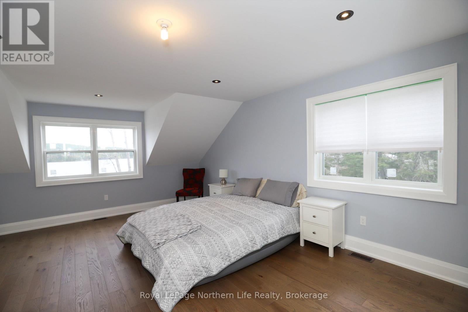 429 Fox Run Drive, Temagami, Ontario  P0H 2H0 - Photo 32 - X12093875