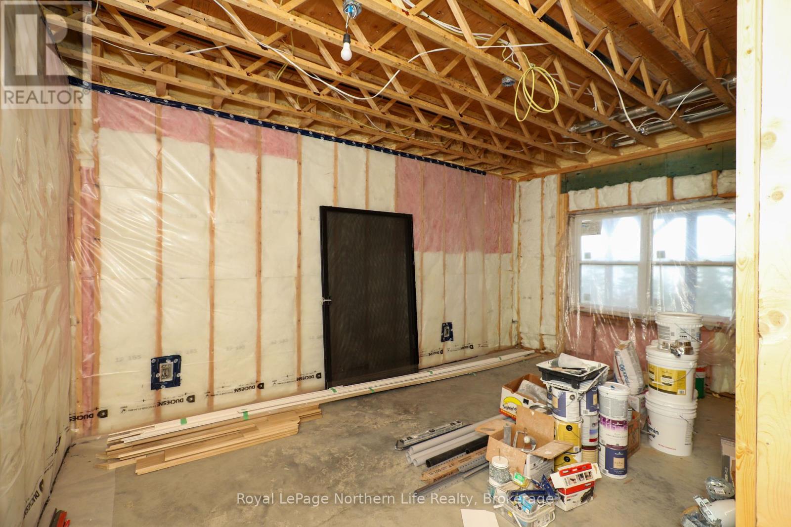 429 Fox Run Drive, Temagami, Ontario  P0H 2H0 - Photo 38 - X12093875
