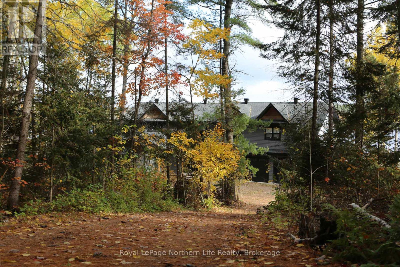429 Fox Run Drive, Temagami, Ontario  P0H 2H0 - Photo 42 - X12093875