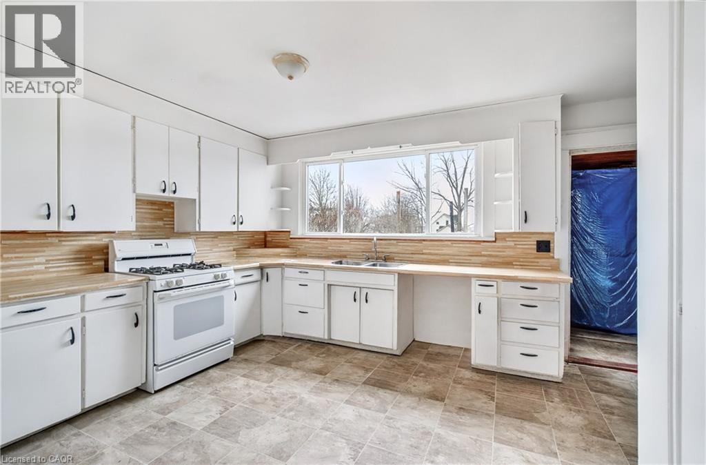 210 Lock Street W, Dunneville, Ontario  N1A 1V2 - Photo 13 - 40719056