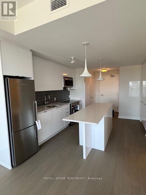 Unit #803 - 360 Deschatelets Avenue, Ottawa, Ontario  K1S 5Y1 - Photo 13 - X12093823