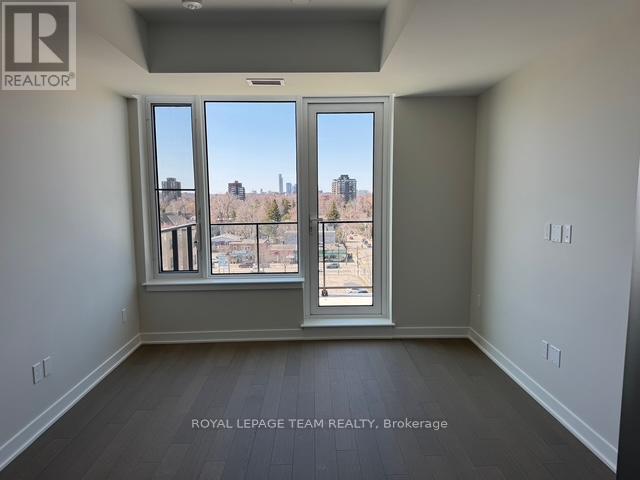 Unit #803 - 360 Deschatelets Avenue, Ottawa, Ontario  K1S 5Y1 - Photo 4 - X12093823