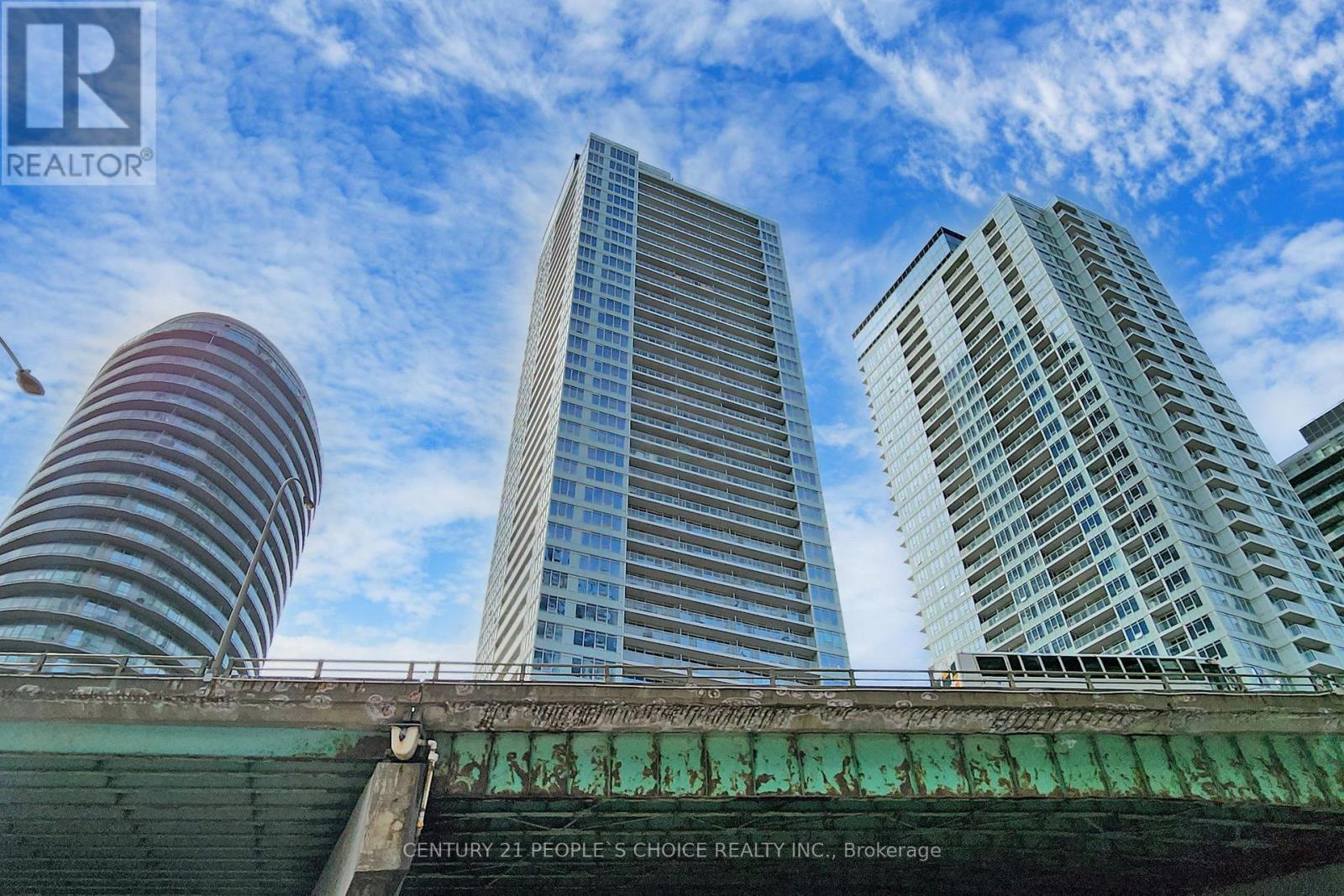 1006 - 17 BATHURST STREET NW, Toronto, Ontario