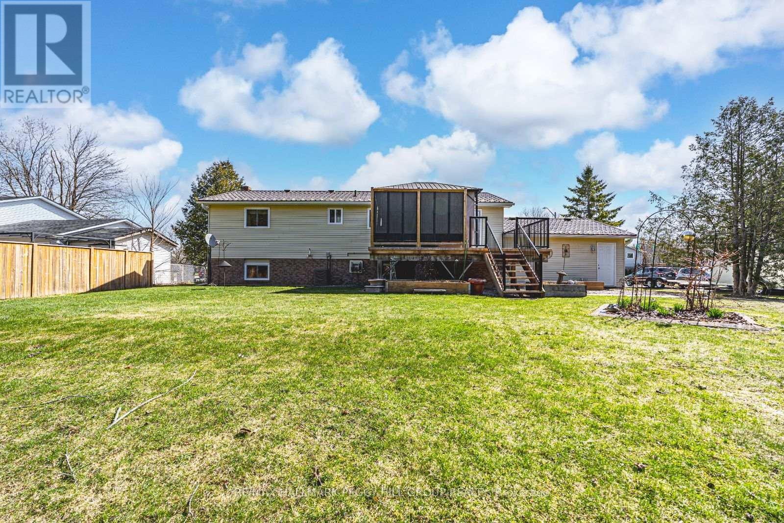 228 Thornton Avenue, Essa, Ontario  L0L 2N0 - Photo 17 - N12093822