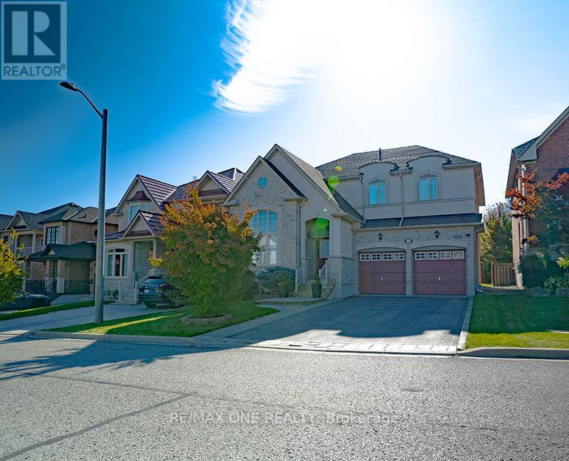 Property at 15 BURGUNDY TRAIL image 4