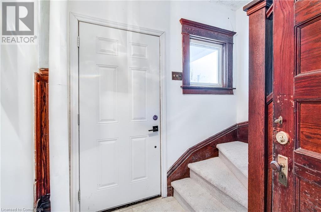 Property at 210 LOCK Street W image 5