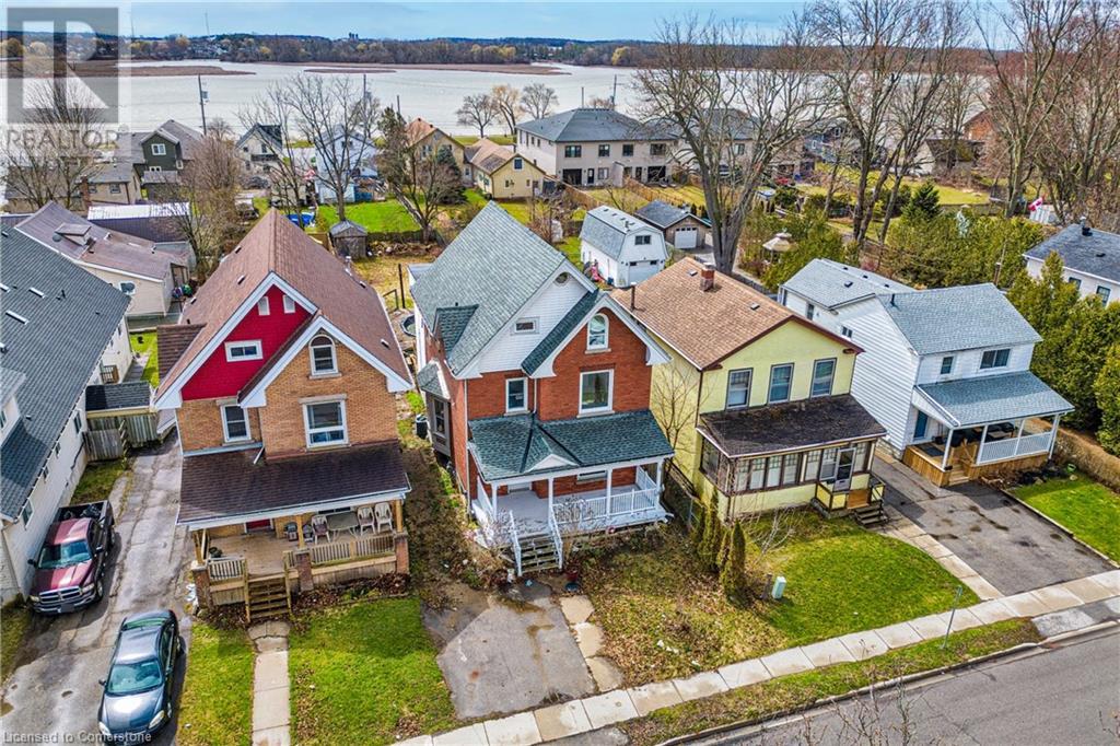 Property at 210 LOCK Street W image 3