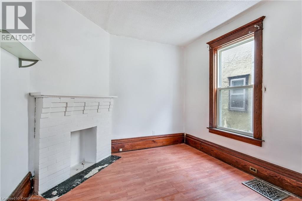 210 Lock Street W, Dunnville, Ontario  N1A 1V2 - Photo 9 - 40717873