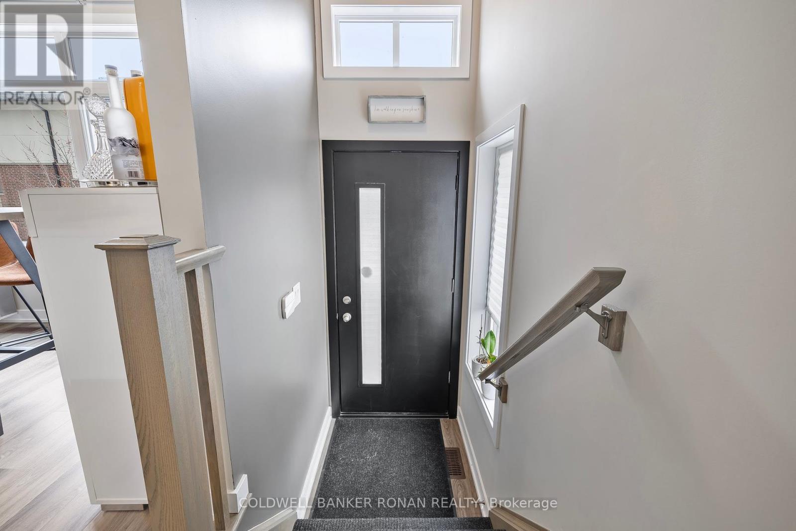 Property at 15 WILINGS LANE image 3