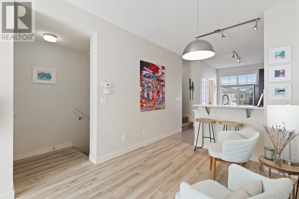 78 Sherwood Row Nw, Calgary, Alberta  T3R 0X1 - Photo 6 - A2211124