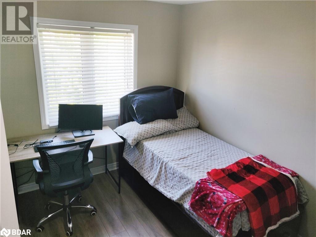 141 Sydenham Wells Unit# 2, Barrie, Ontario  L4M 0H3 - Photo 8 - 40719639