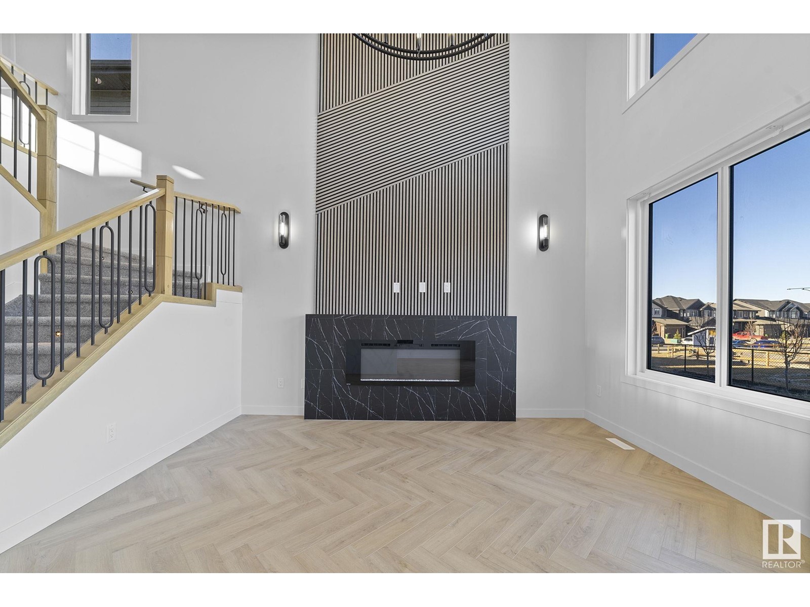 Property at 1369 Siskin WD NW image 2