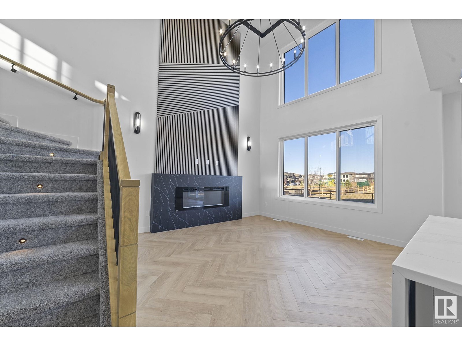 Property at 1369 Siskin WD NW image 4