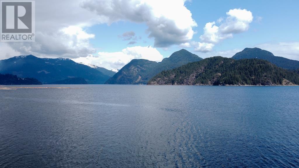 1980 Thornbrough Road, Gibsons, British Columbia  V0N 1V6 - Photo 5 - R2992020