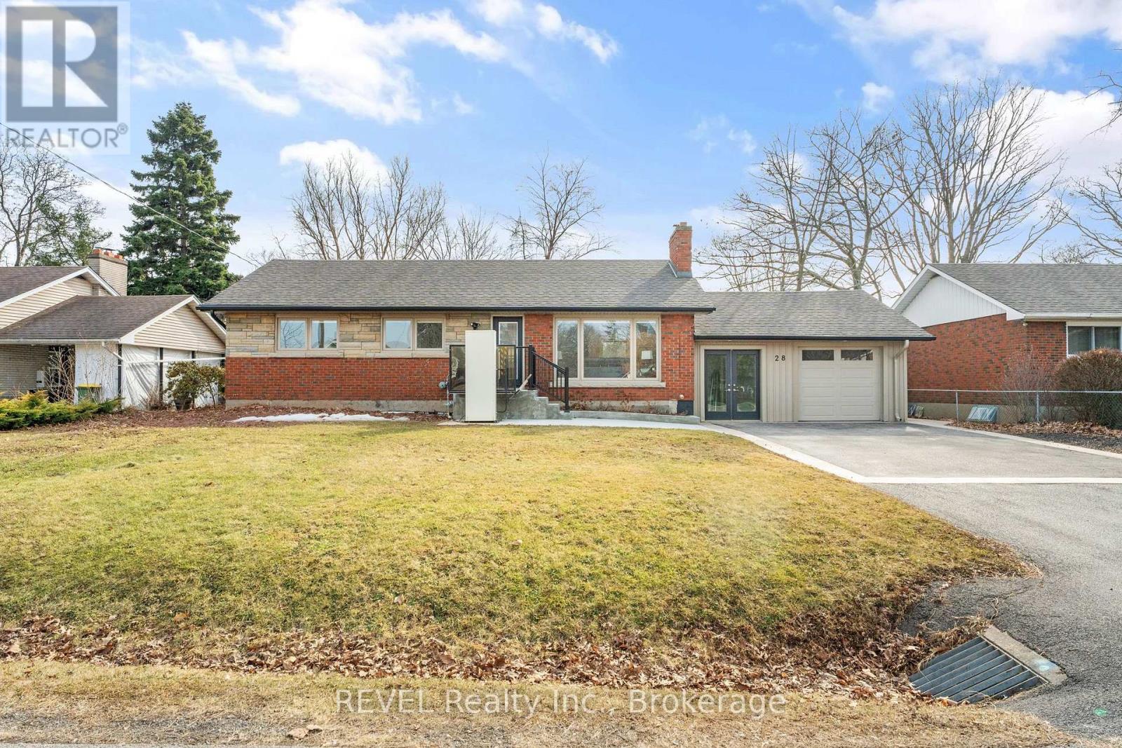 Property at 28 DALE AVENUE image 3