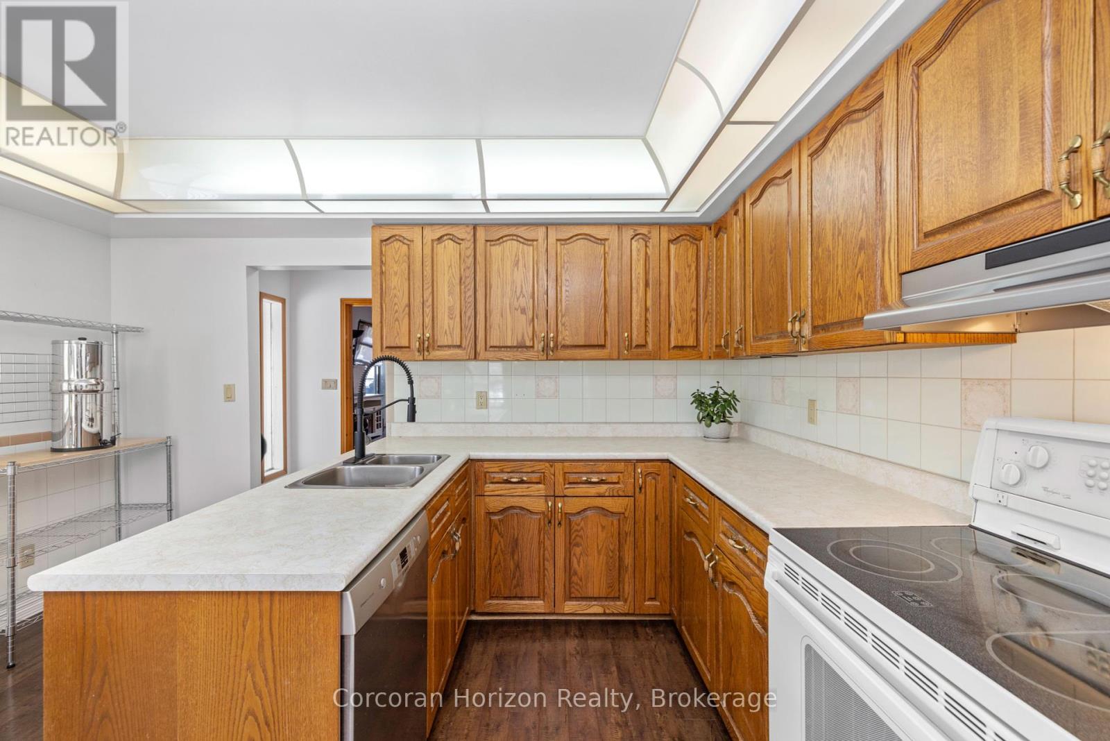 87 Corrievale Road, Georgian Bay, Ontario  L0K 1S0 - Photo 15 - X12093927