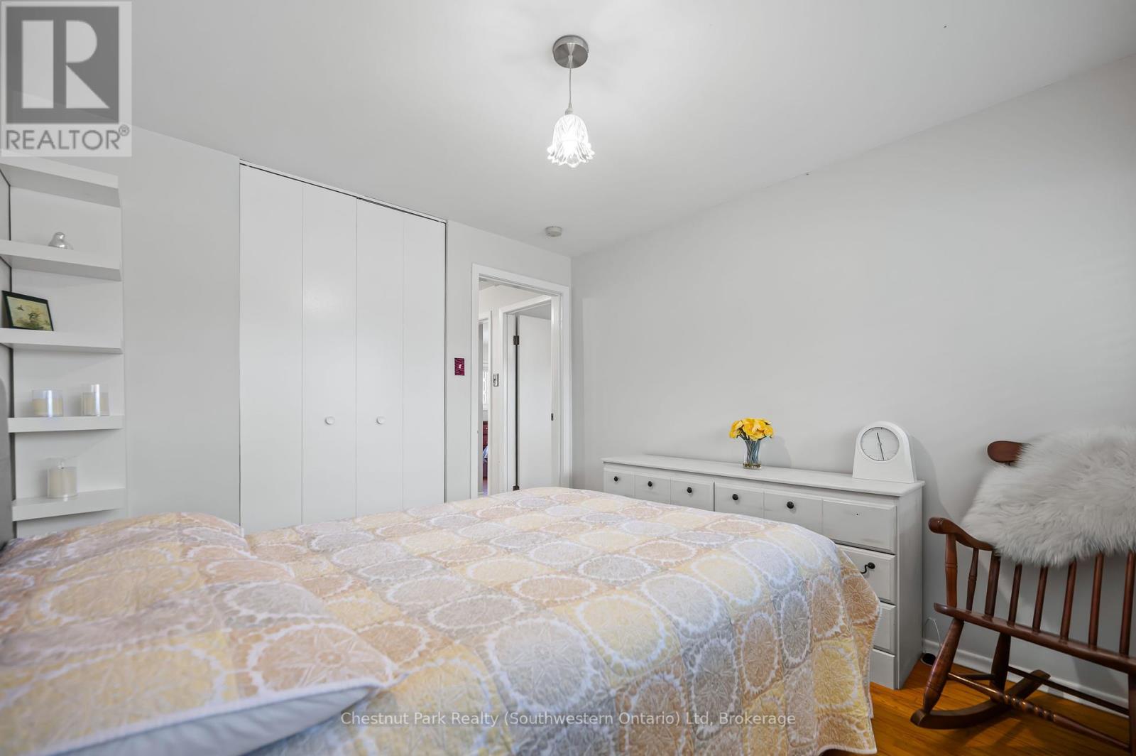 290 Langford Place, Waterloo, Ontario  N2J 3S8 - Photo 24 - X12093940