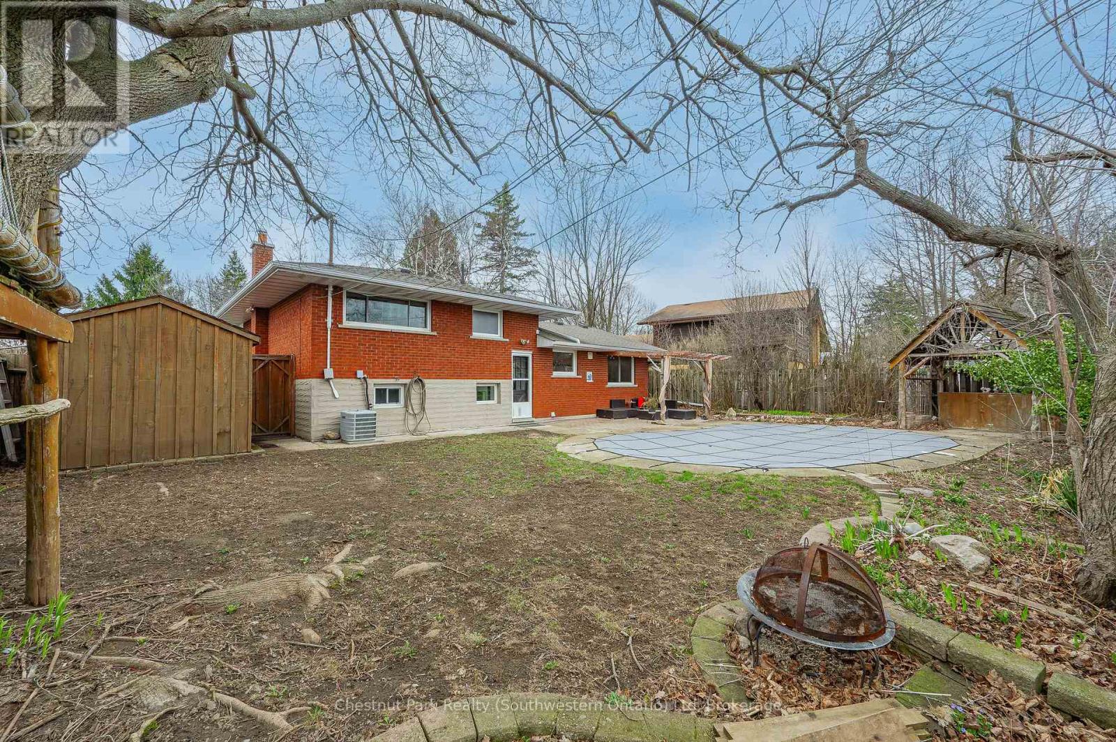 290 Langford Place, Waterloo, Ontario  N2J 3S8 - Photo 39 - X12093940